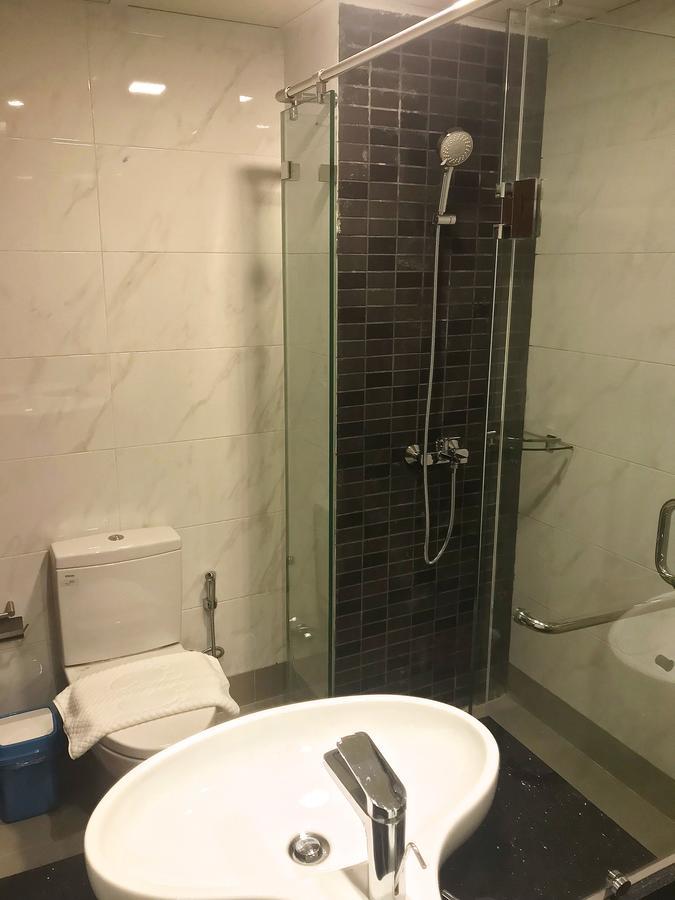 Hotel Azure Yangon Bagian luar foto